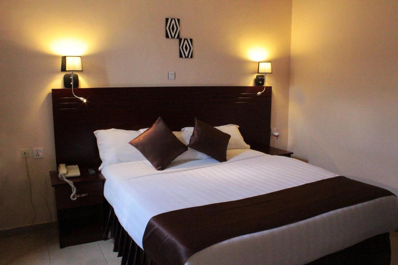 Dereva Hotel Rwamagana Luaran gambar