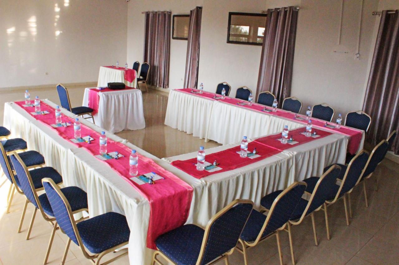 Dereva Hotel Rwamagana Luaran gambar