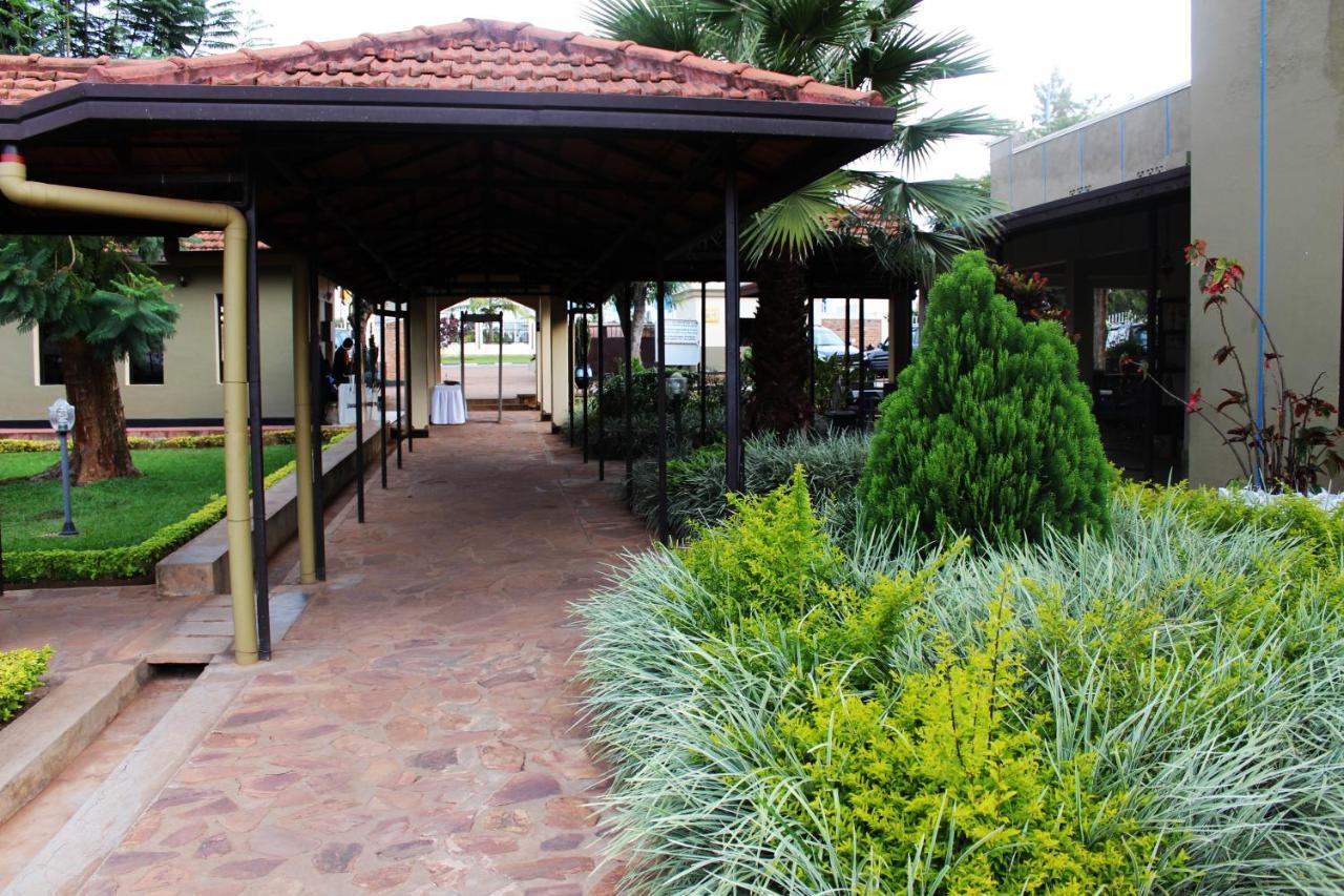 Dereva Hotel Rwamagana Luaran gambar