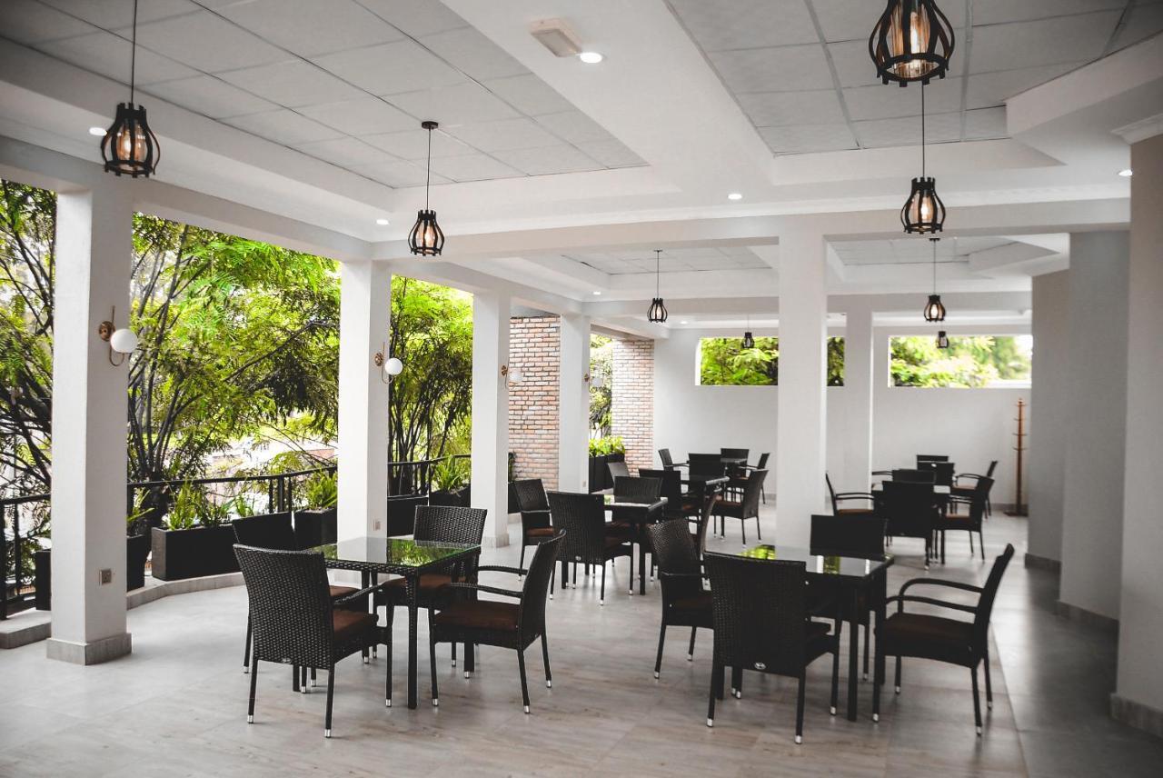 Dereva Hotel Rwamagana Luaran gambar