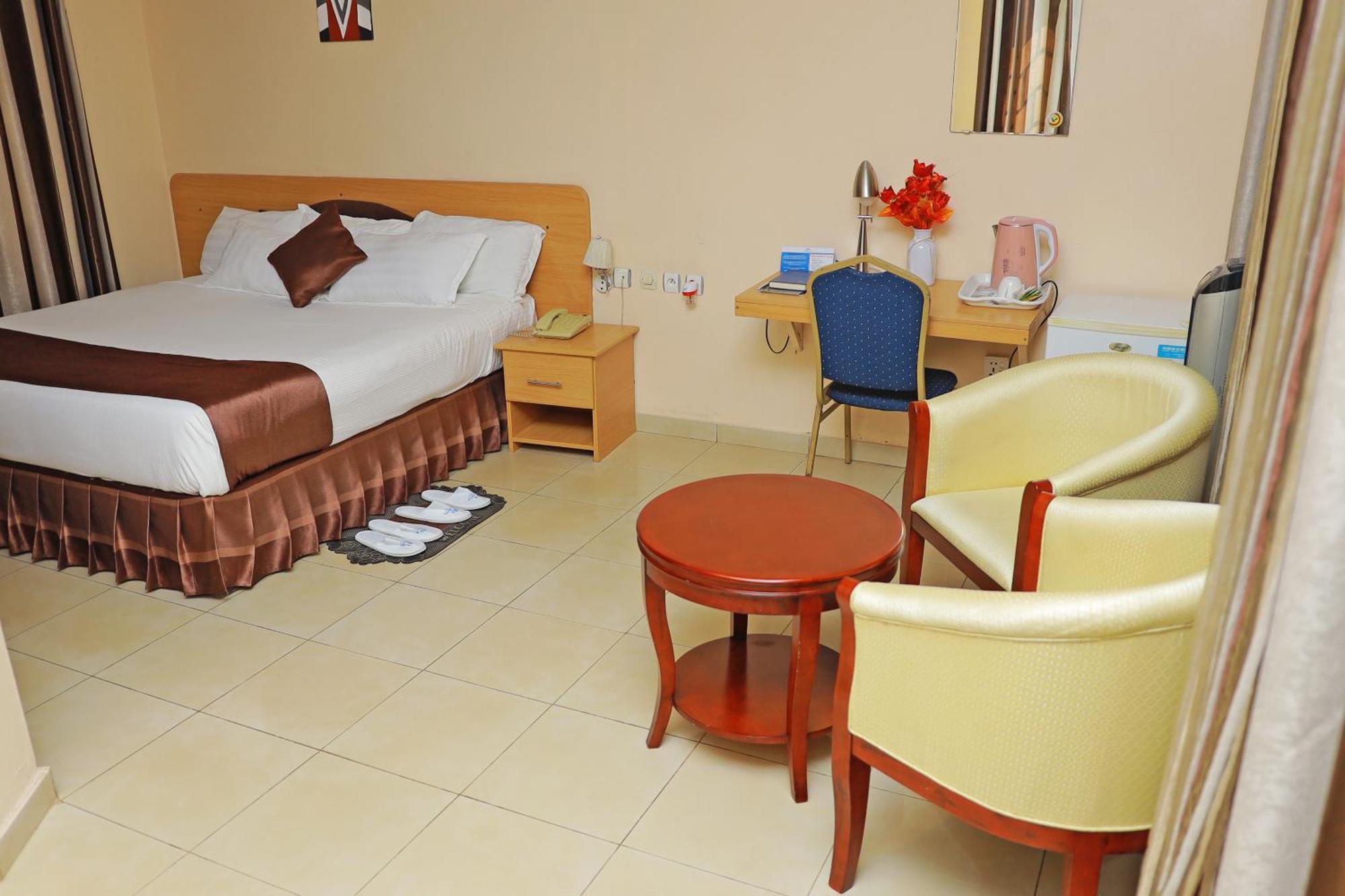 Dereva Hotel Rwamagana Luaran gambar